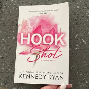 Hook Shot book by Kennedy Ryan